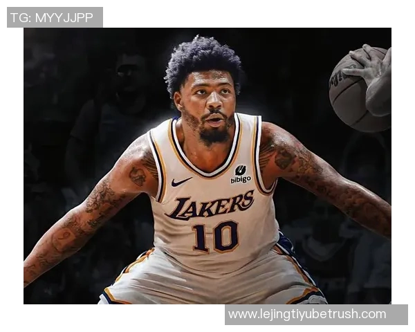 斯玛特今日表现出色教会黄蜂年轻球员防守的真谛 斯玛特今日表现出色教会黄蜂年轻球员防守的真谛