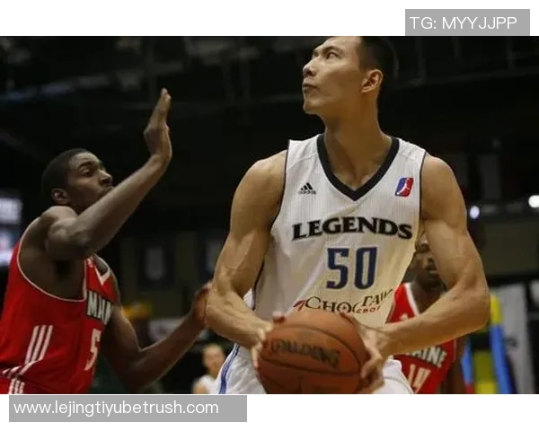 女篮巨星克鲁克斯连续五场超30分表现惊艳场均得分高达366分 女篮巨星克鲁克斯连续五场超30分表现惊艳场均得分高达366分